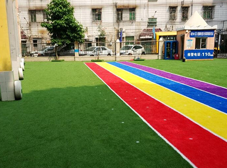 幼兒園人造草坪